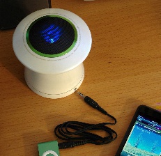 Wireless speaker concelt